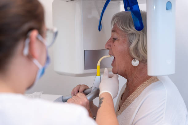 Best Emergency Gum Treatment in Norton, OH